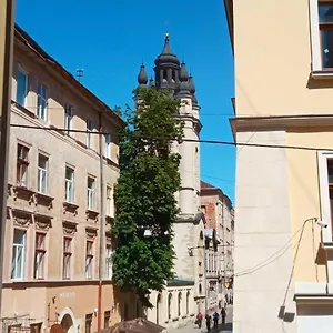 Crossroad In The Centre Львов